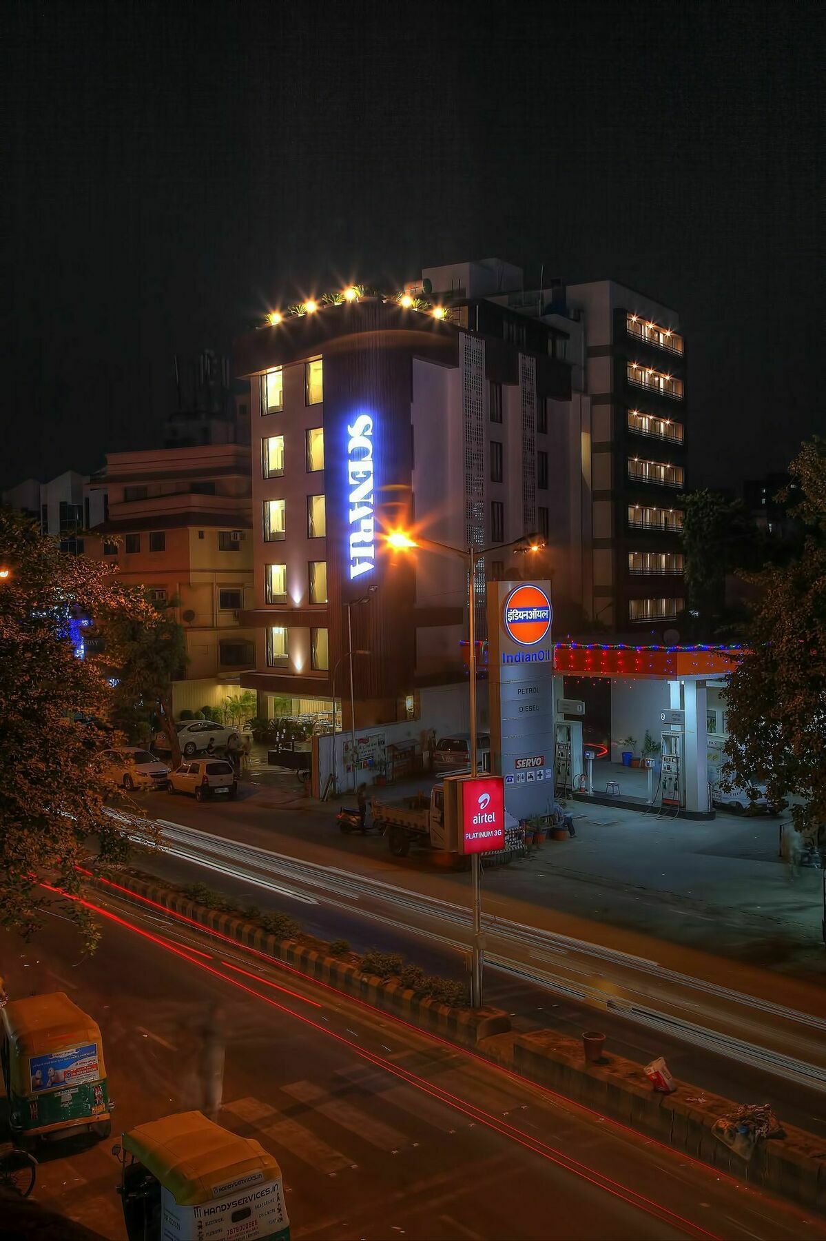 Scenaria Hotel Ahmedabad Esterno foto