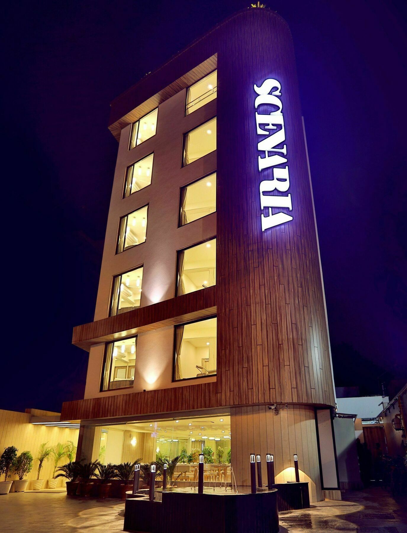 Scenaria Hotel Ahmedabad Esterno foto